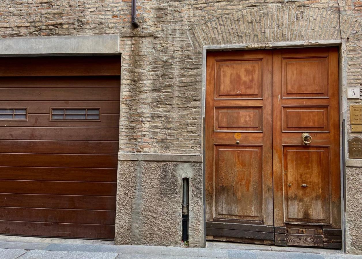 Maison Sarraj Parma Bagian luar foto